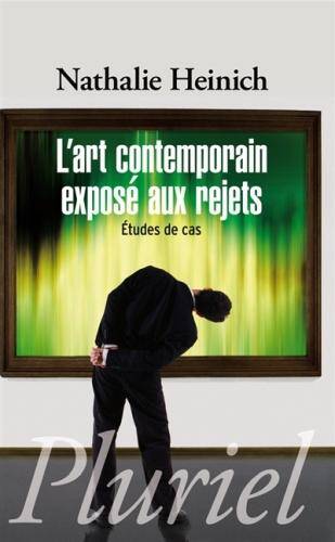 ART CONTEMPORAIN EXPOSE AUX REJETS
