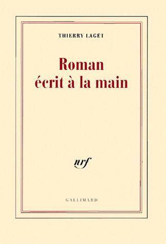 Roman écrit à la main