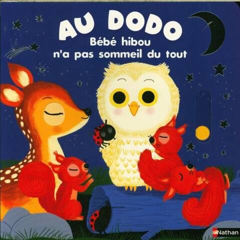 Bébé hibou n'a pas sommeil du tout